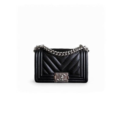 CHANEL BOY SMALL CAVIAR CHEVRON BLACK SILVER HARDWARE  (20*12*6cm)